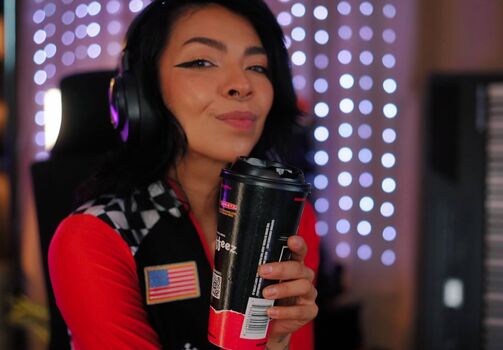 AileenSenpaiReacts