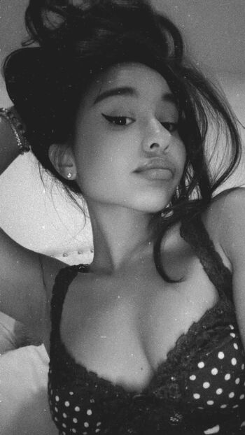 Full leaked Alahnaly private onlyfans photo
