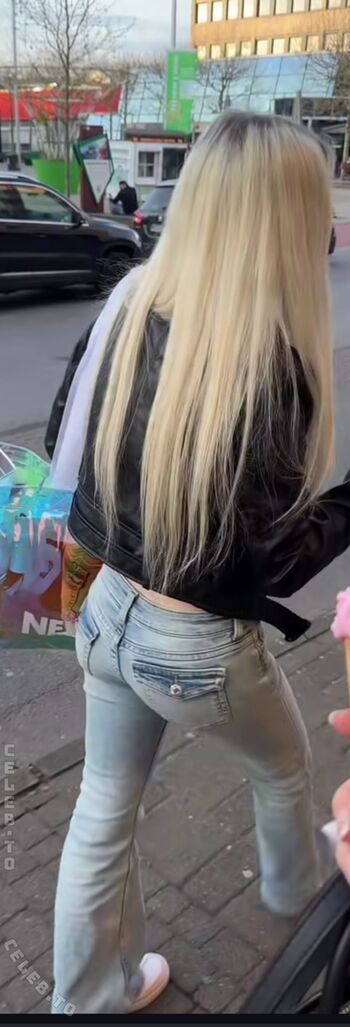 Alicia_imwonderland