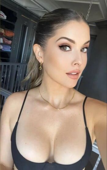 Amanda Cerny