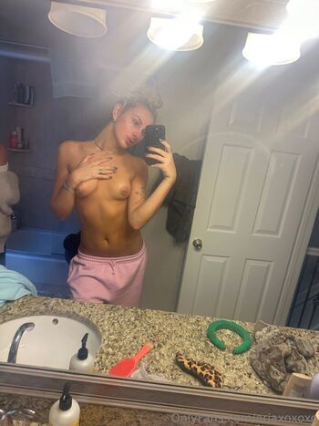 ariaxoxoxo