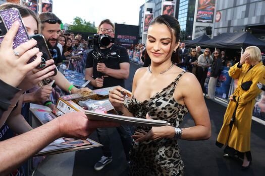 Camila Mendes