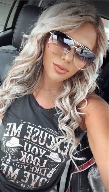 carharttbabe