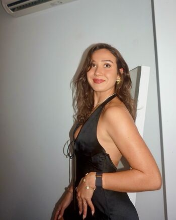 Courtney Sarault