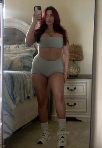 Curvy Goddesses