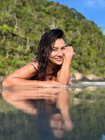 Dira Paes