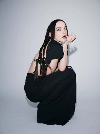 Dove Cameron
