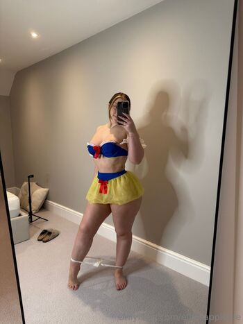 Elliesapplepie Britishbaddie Ellieapples