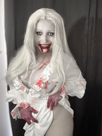Full leaked Ezy summers cosplay private onlyfans photo