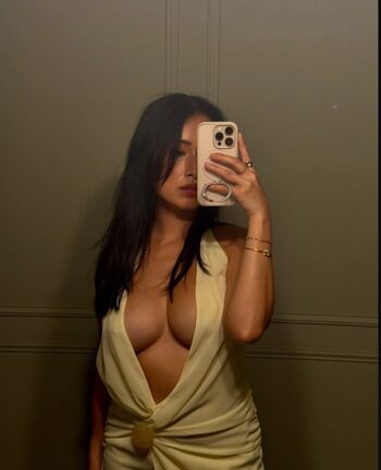 fionaleona_