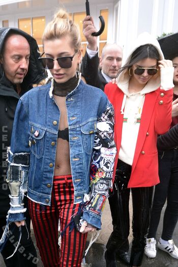 Hailey Bieber