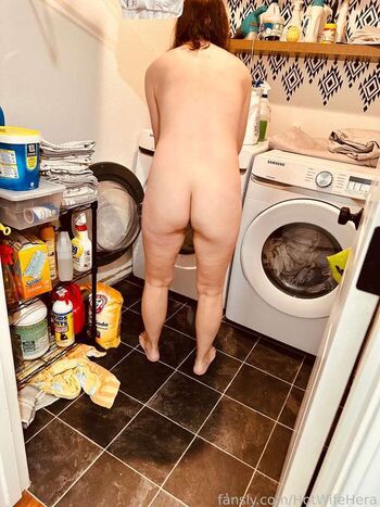 HotWifeHera
