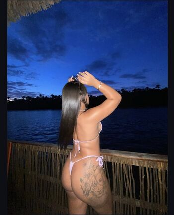 isadora_ianara