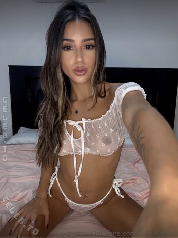 Full leaked Italianluna private onlyfans photo