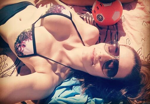 Laura Galvao