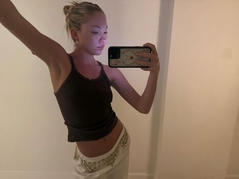 Lila Moss
