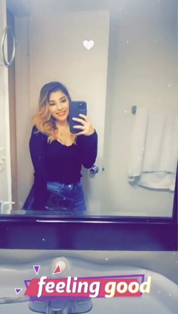 Full leaked Loovee seeniaa private onlyfans photo