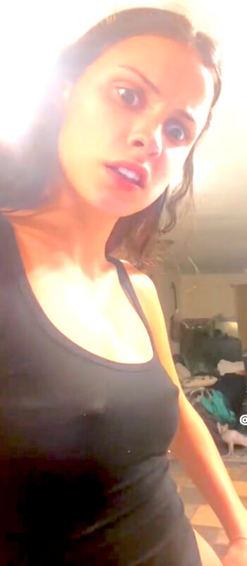 Full leaked Lucy wildfong page private onlyfans photo