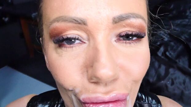 Full leaked Lucy zara private onlyfans photo