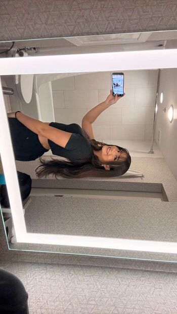 Mikayla Campinos