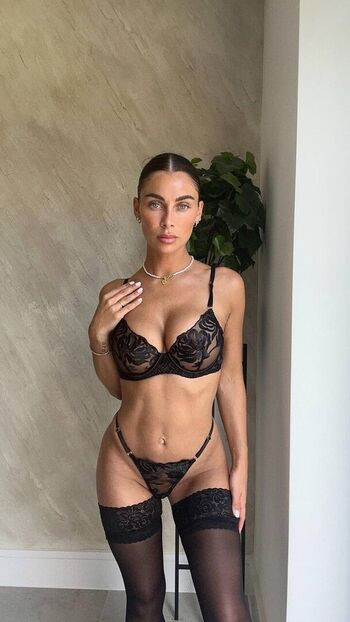 MissCallyJane