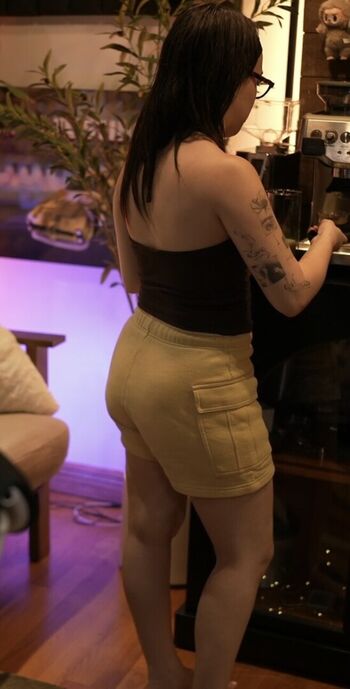 nikkijustine