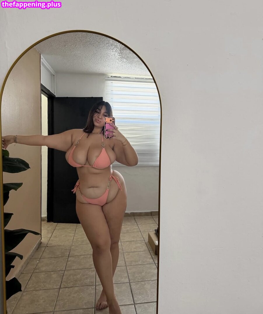 Nnvhia / nnvhia73 누드 OnlyFans 사진 #58