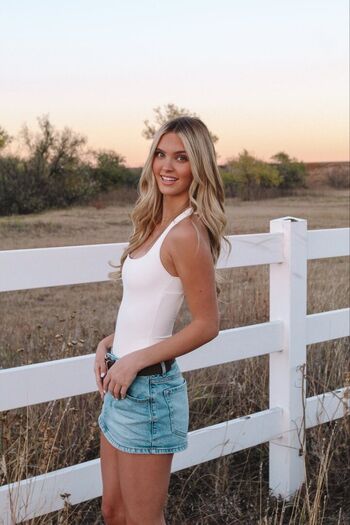 Paige Mackenzi