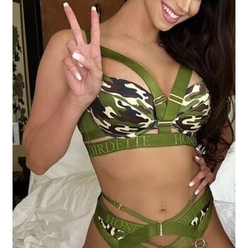 Full leaked Rarehoney private onlyfans photo
