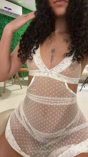 Full leaked Raylla venturxs private onlyfans photo