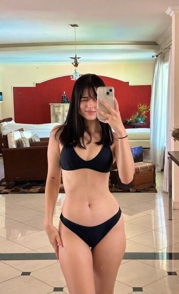 Full leaked Rhaychu private onlyfans photo