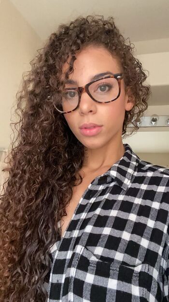 Samantha Irvin