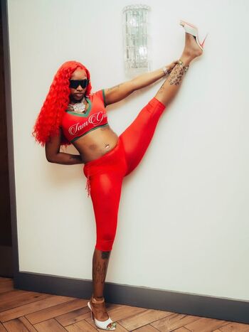 Sexxy Red
