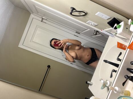 Show Your Girlfriend