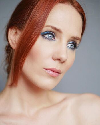 Simone Simons