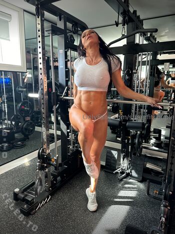 Super Fit Couple