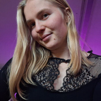 Swissgirl04