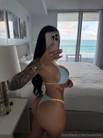 Full leaked Valerie cossette private onlyfans photo