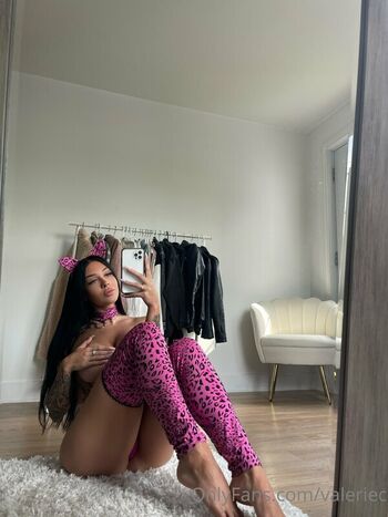 Full leaked Valerie cossette private onlyfans photo