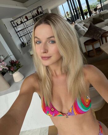 Violette Windal