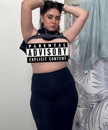 Yasmineliciousxxx